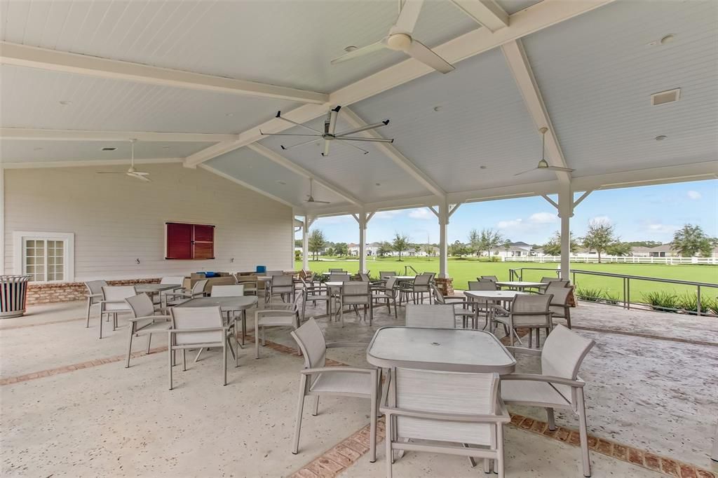 待售: $530,000 (2 贝兹, 2 浴室, 1850 平方英尺)