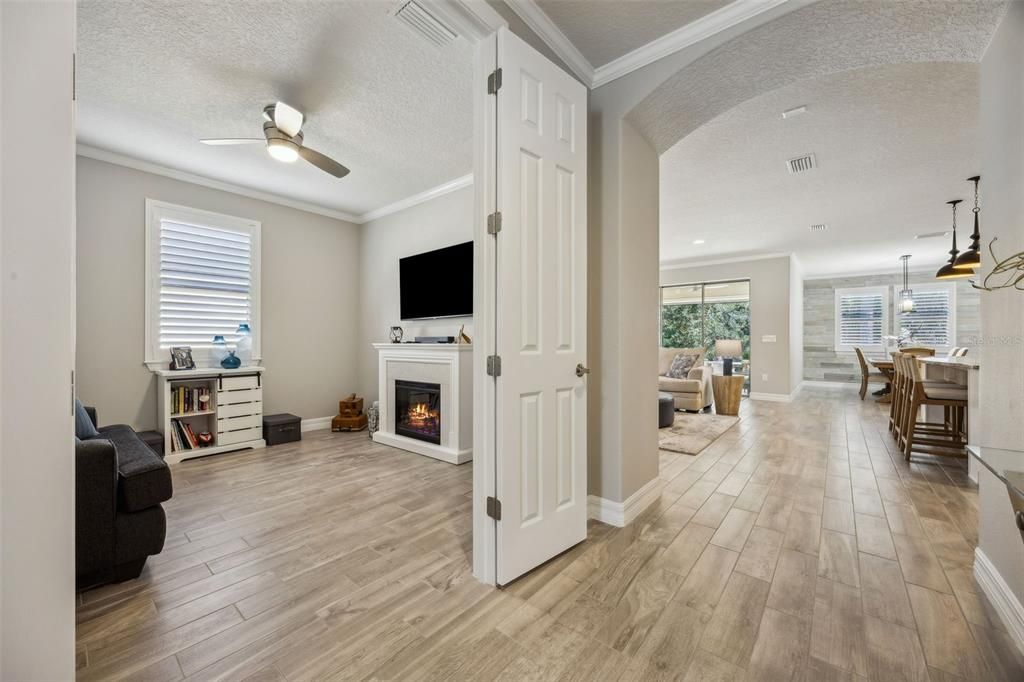 待售: $530,000 (2 贝兹, 2 浴室, 1850 平方英尺)