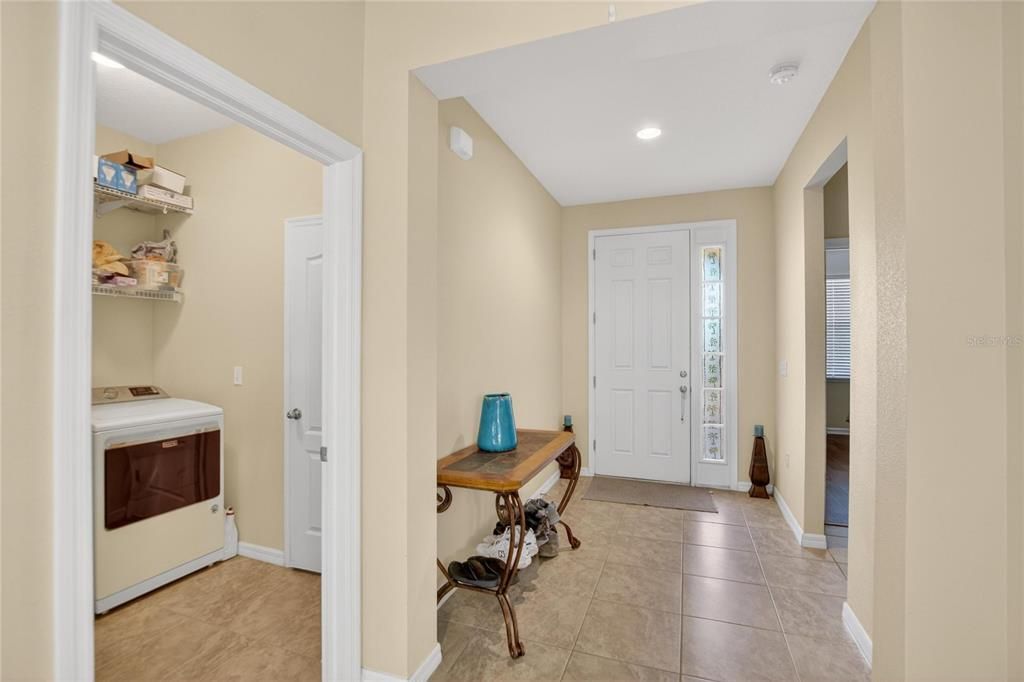 For Sale: $369,900 (3 beds, 2 baths, 2048 Square Feet)