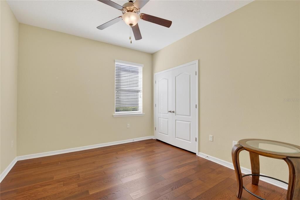 For Sale: $369,900 (3 beds, 2 baths, 2048 Square Feet)