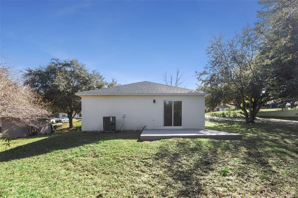 For Sale: $305,000 (3 beds, 2 baths, 1158 Square Feet)