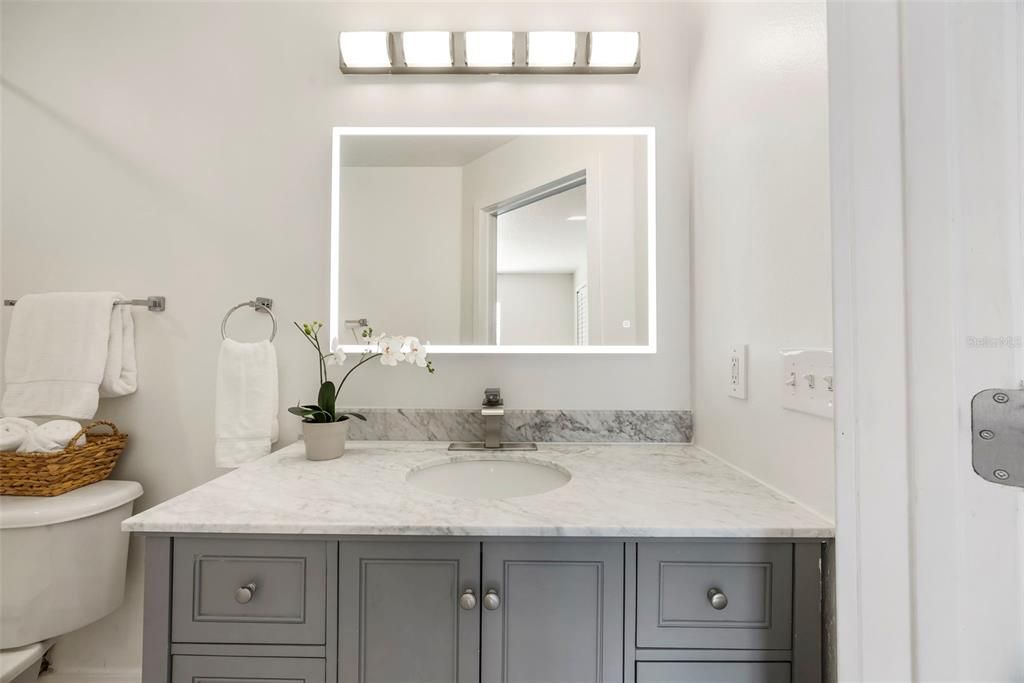 For Sale: $305,000 (3 beds, 2 baths, 1158 Square Feet)