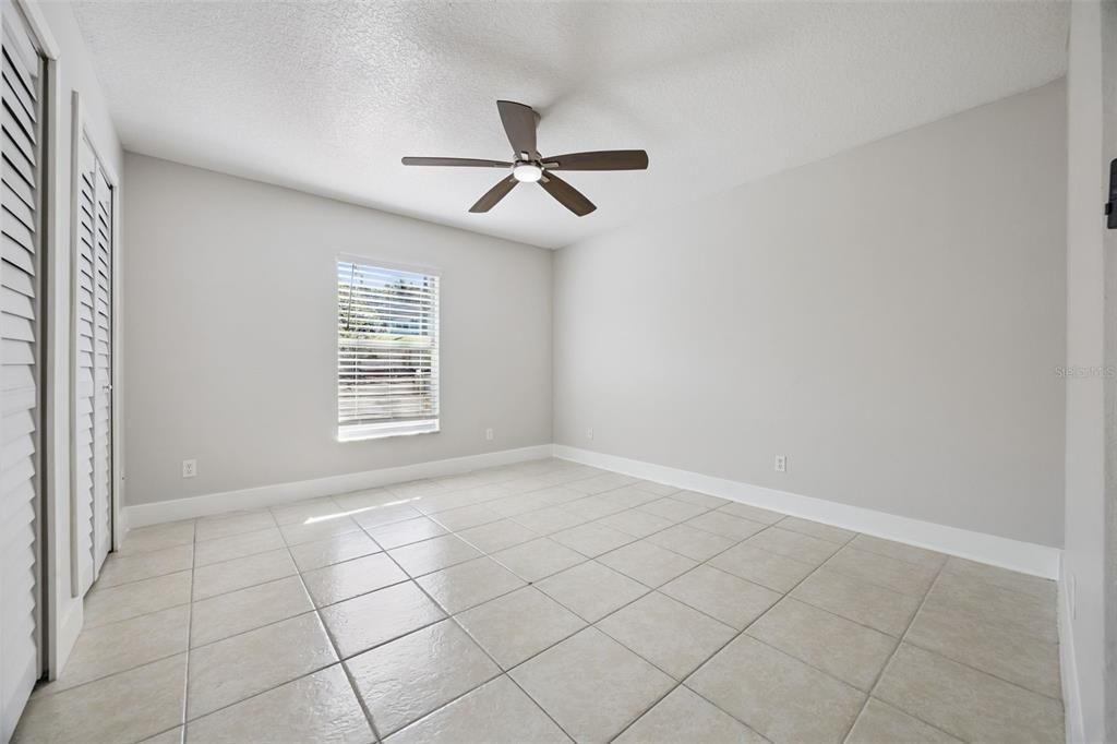 For Sale: $305,000 (3 beds, 2 baths, 1158 Square Feet)