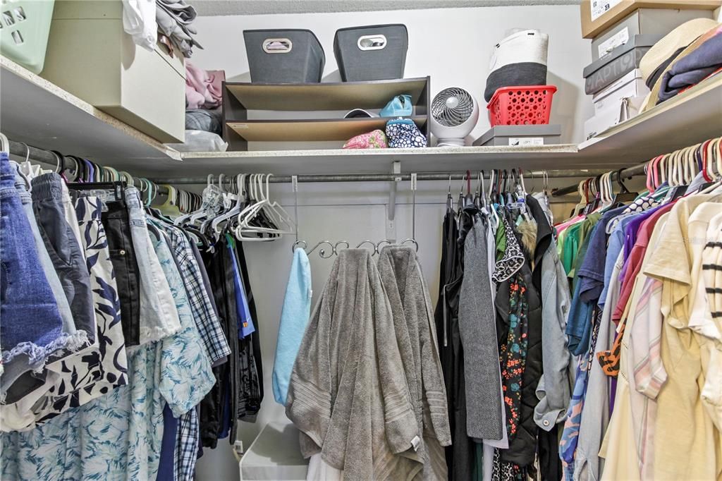 На продажу: $450,000 (4 спален, 2 ванн, 1865 Квадратных фут)