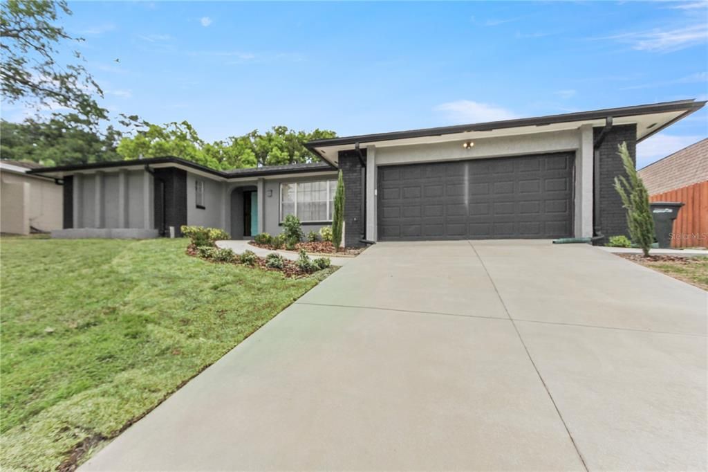 На продажу: $450,000 (4 спален, 2 ванн, 1865 Квадратных фут)