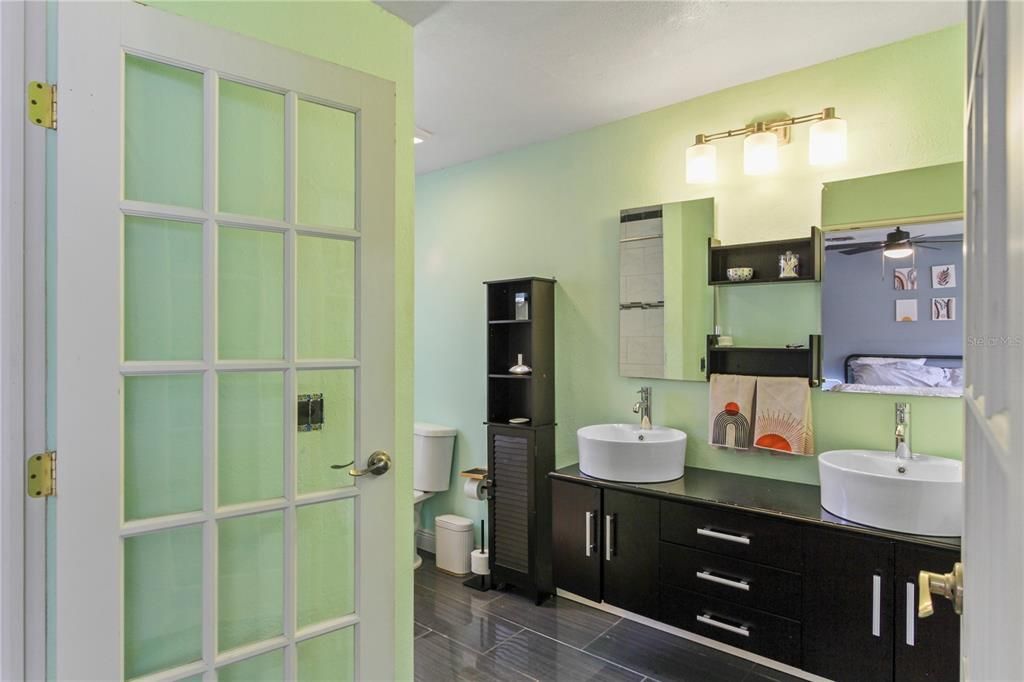 На продажу: $450,000 (4 спален, 2 ванн, 1865 Квадратных фут)