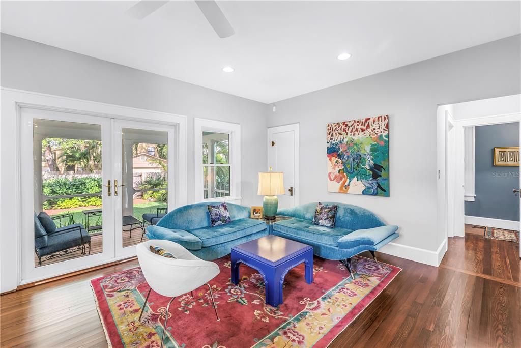 На продажу: $1,700,000 (4 спален, 3 ванн, 2952 Квадратных фут)