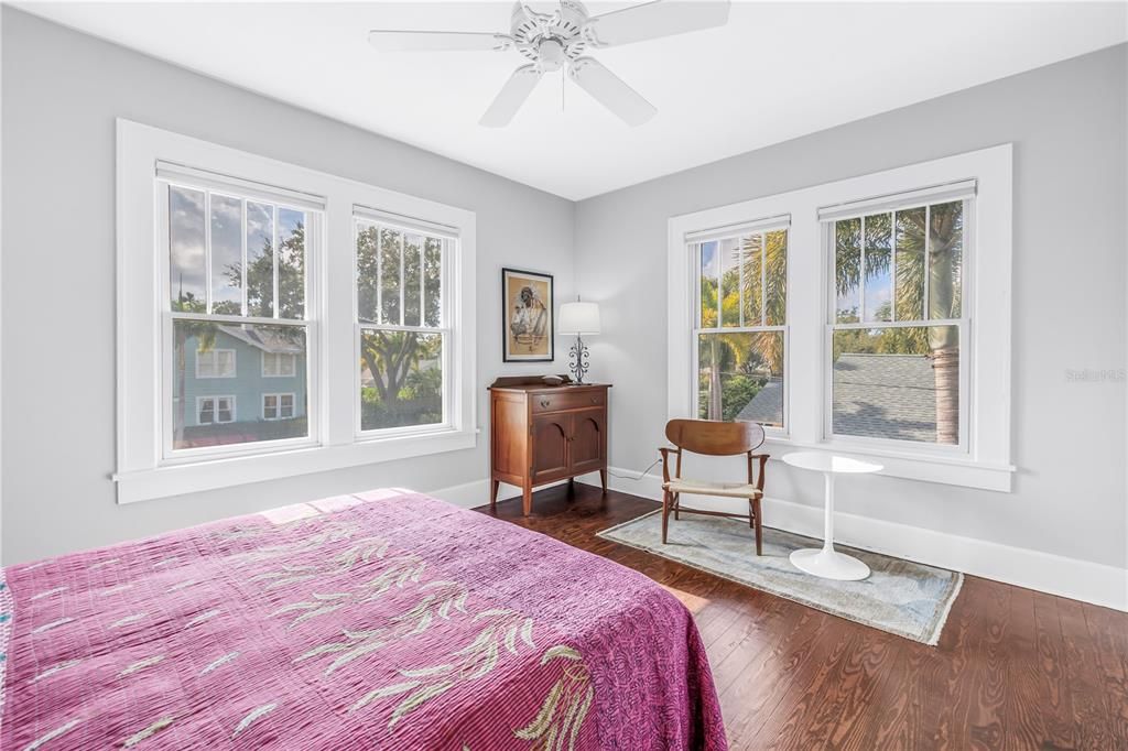 На продажу: $1,700,000 (4 спален, 3 ванн, 2952 Квадратных фут)