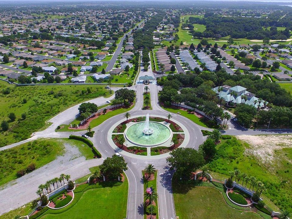 For Sale: $349,000 (2 beds, 2 baths, 1649 Square Feet)