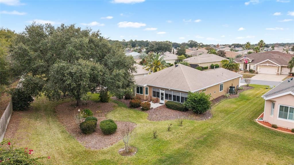 For Sale: $349,000 (2 beds, 2 baths, 1649 Square Feet)