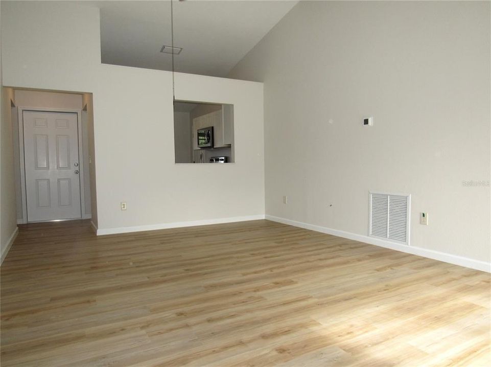 En Venta: $239,900 (2 camas, 2 baños, 852 Pies cuadrados)