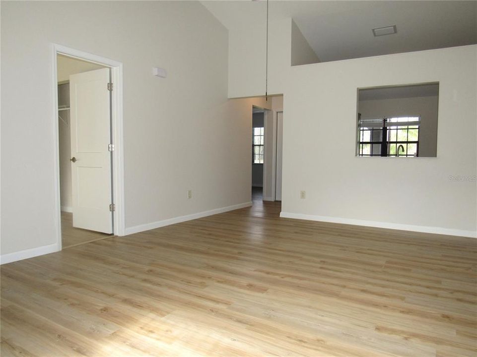 En Venta: $239,900 (2 camas, 2 baños, 852 Pies cuadrados)