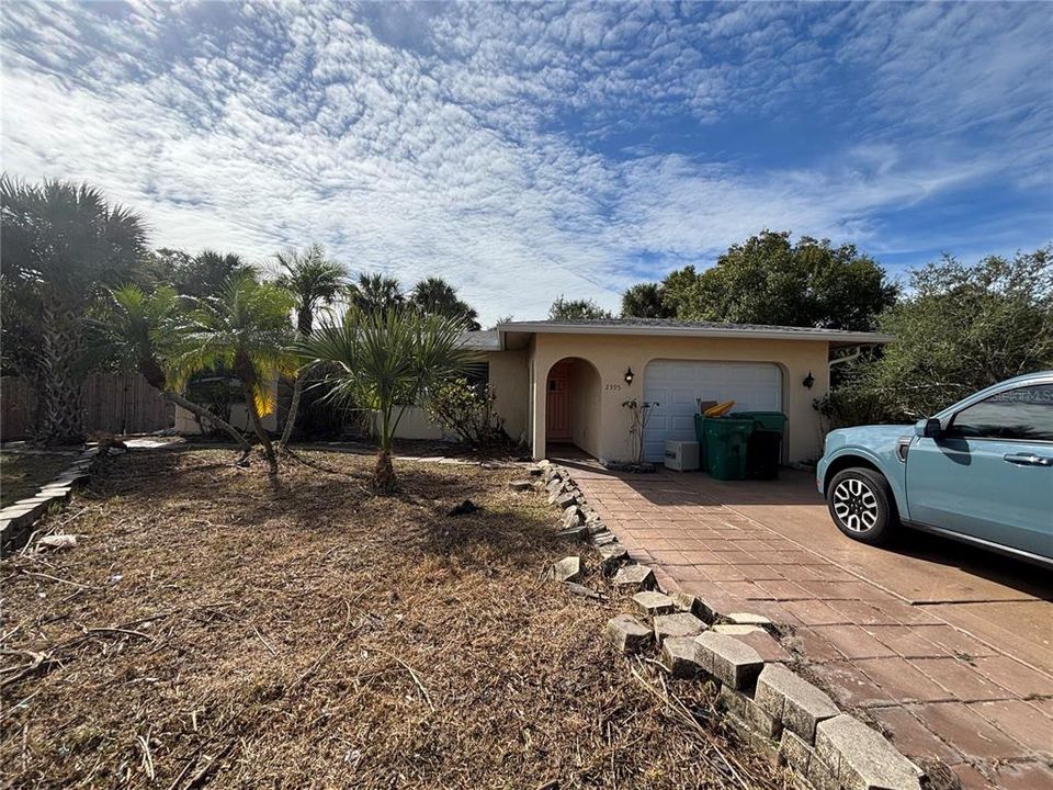 Recently Sold: $120,000 (2 beds, 2 baths, 1150 Square Feet)