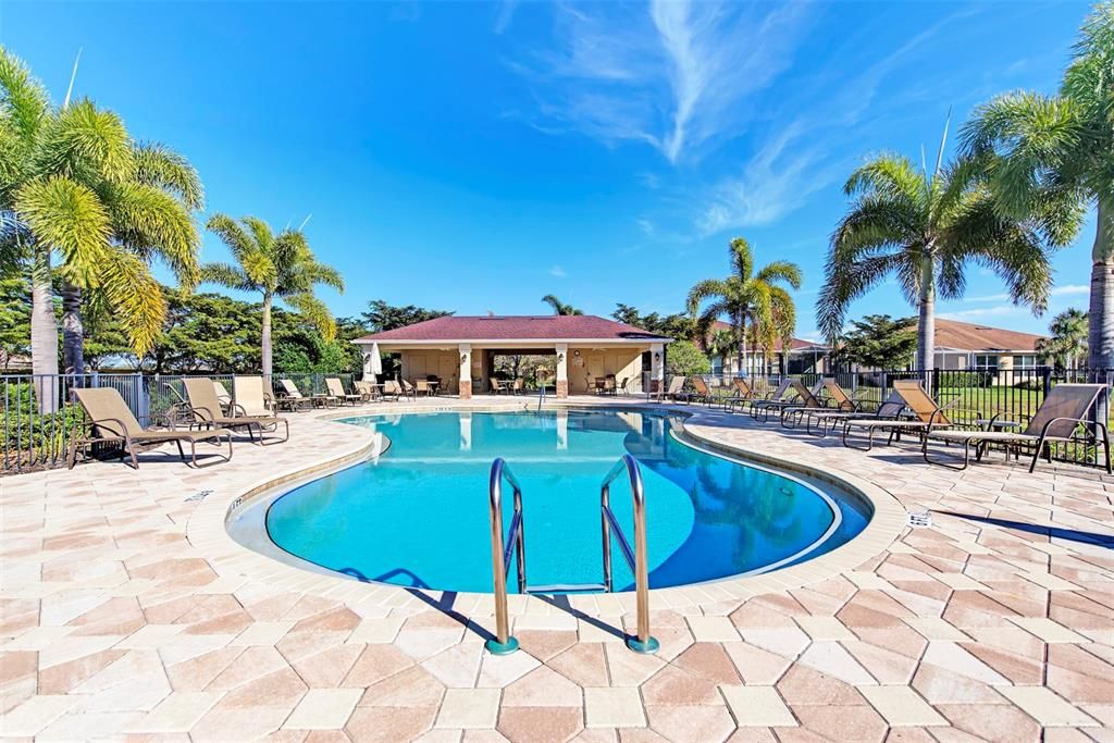 На продажу: $343,888 (2 спален, 2 ванн, 1558 Квадратных фут)