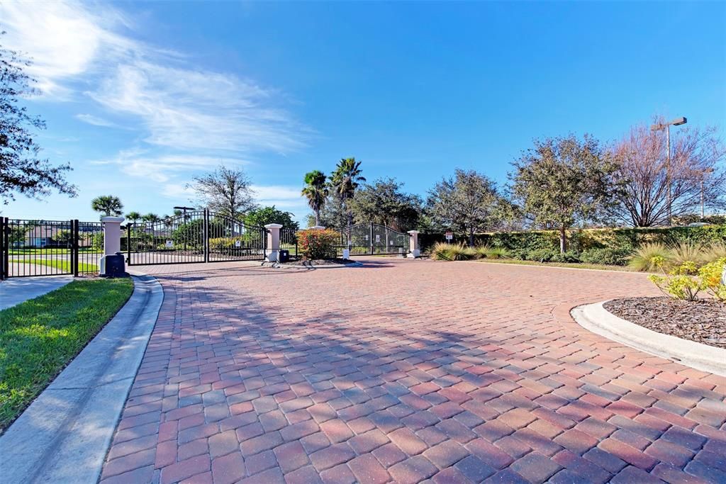 На продажу: $343,888 (2 спален, 2 ванн, 1558 Квадратных фут)