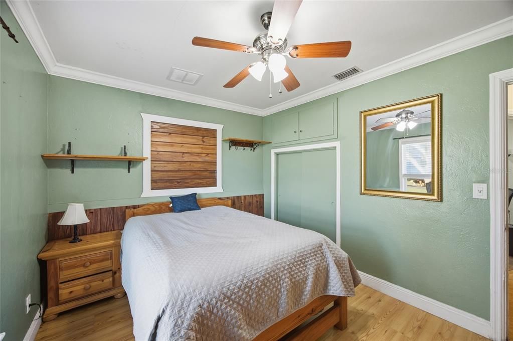 На продажу: $425,000 (4 спален, 2 ванн, 2089 Квадратных фут)