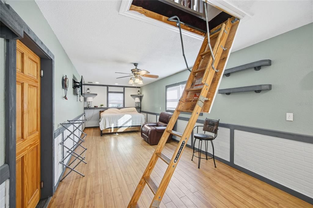 На продажу: $425,000 (4 спален, 2 ванн, 2089 Квадратных фут)