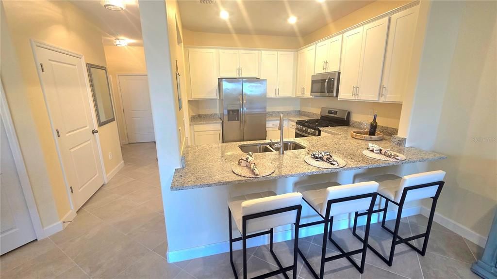 For Sale: $349,000 (3 beds, 2 baths, 1925 Square Feet)