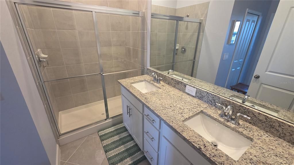 For Sale: $349,000 (3 beds, 2 baths, 1925 Square Feet)