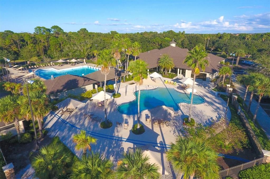 待售: $2,500,000 (4 贝兹, 4 浴室, 5008 平方英尺)