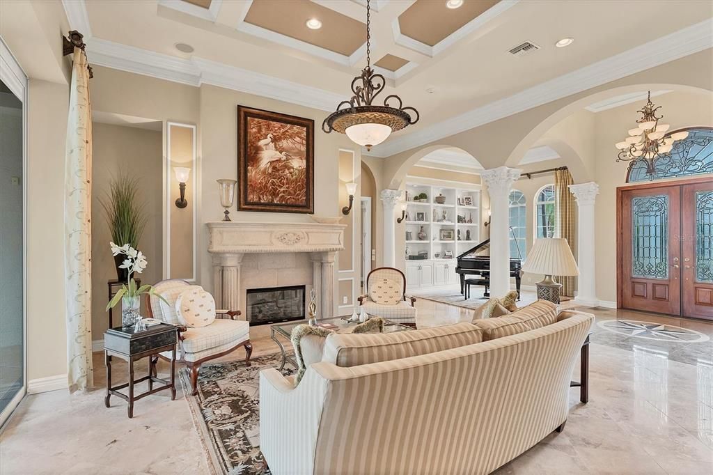 待售: $2,500,000 (4 贝兹, 4 浴室, 5008 平方英尺)