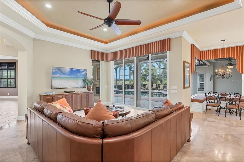 待售: $2,500,000 (4 贝兹, 4 浴室, 5008 平方英尺)