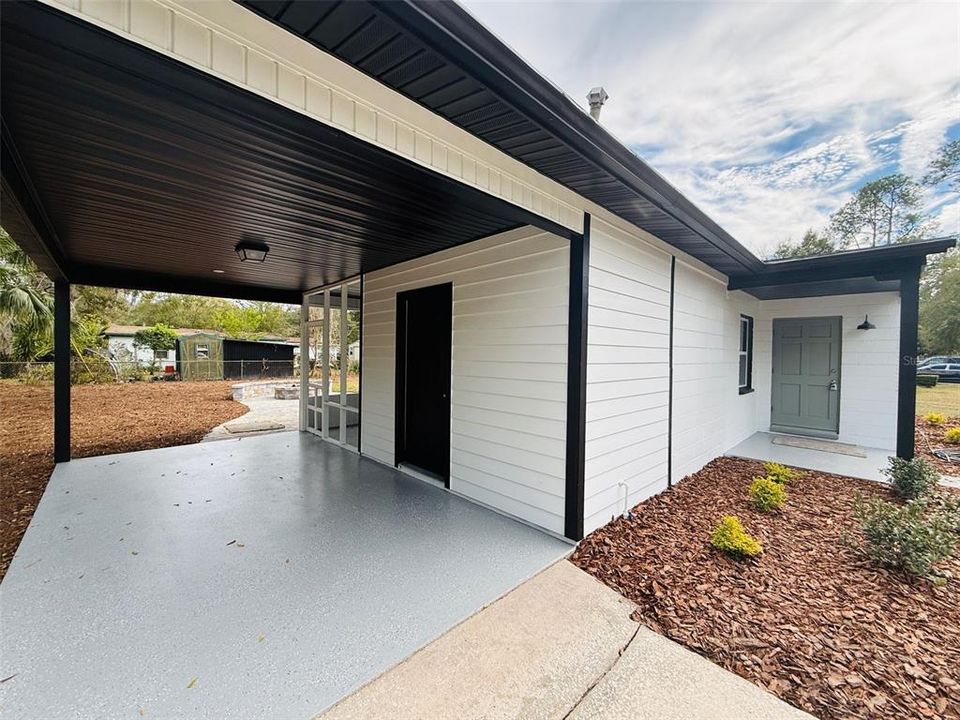 待售: $214,000 (3 贝兹, 1 浴室, 1010 平方英尺)