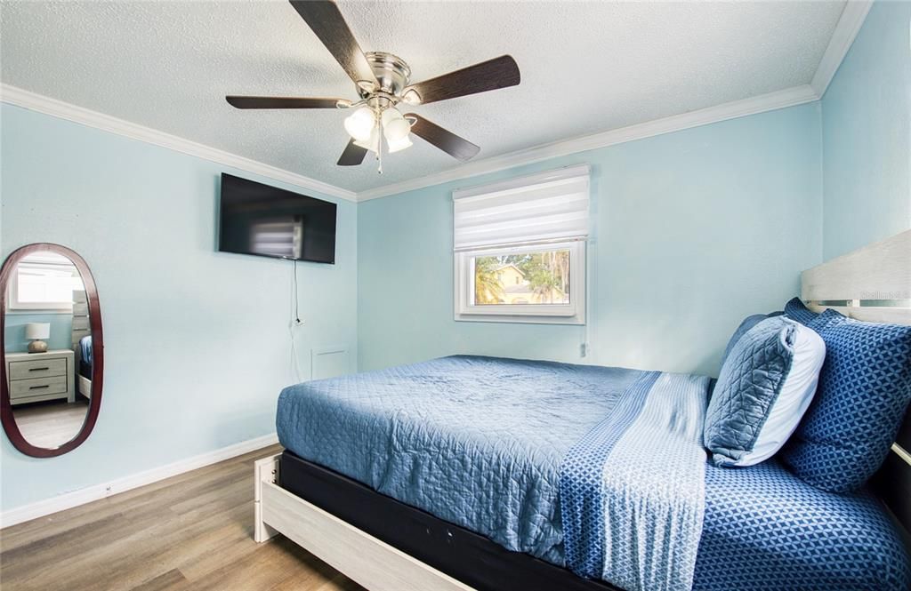 待售: $490,000 (4 贝兹, 2 浴室, 1923 平方英尺)