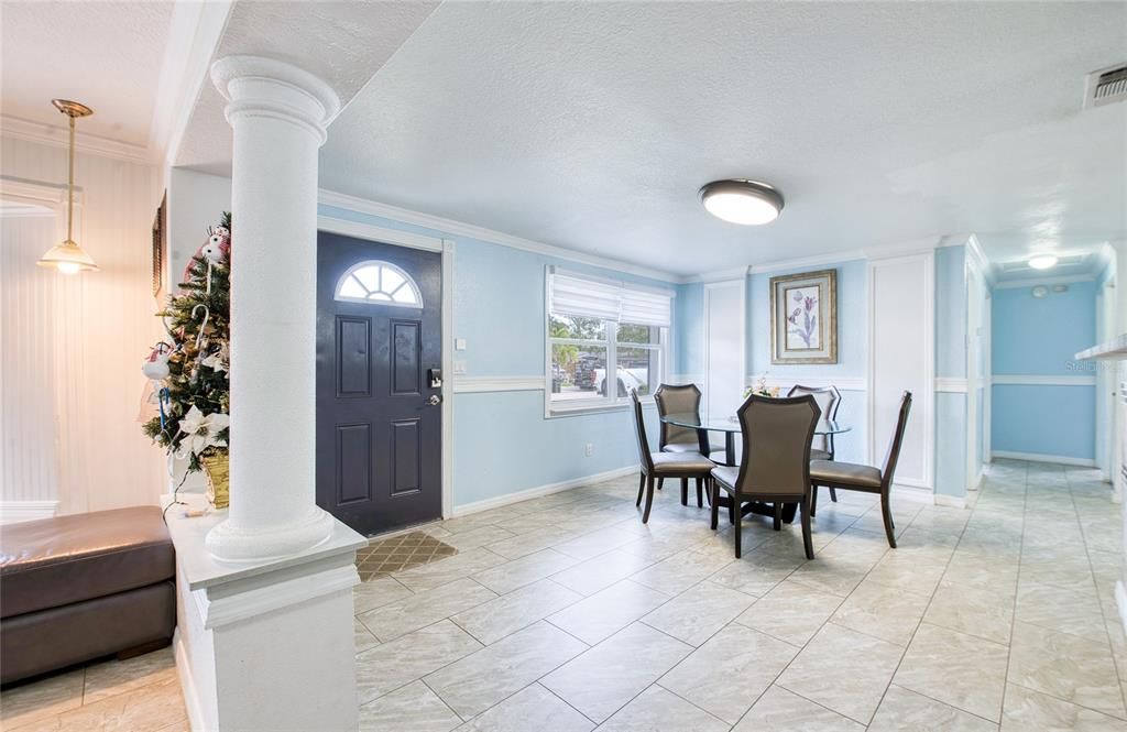 待售: $490,000 (4 贝兹, 2 浴室, 1923 平方英尺)