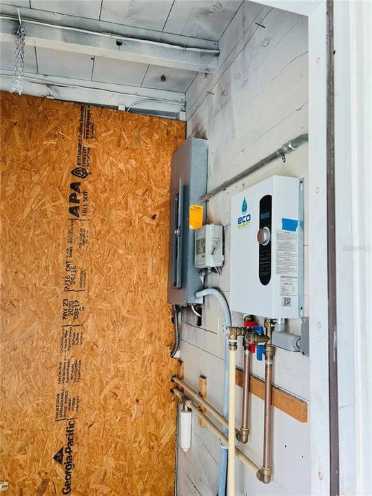 В аренду: $1,850 (3 спален, 1 ванн, 1015 Квадратных фут)