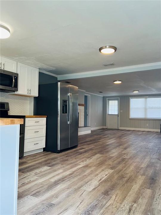 В аренду: $1,850 (3 спален, 1 ванн, 1015 Квадратных фут)