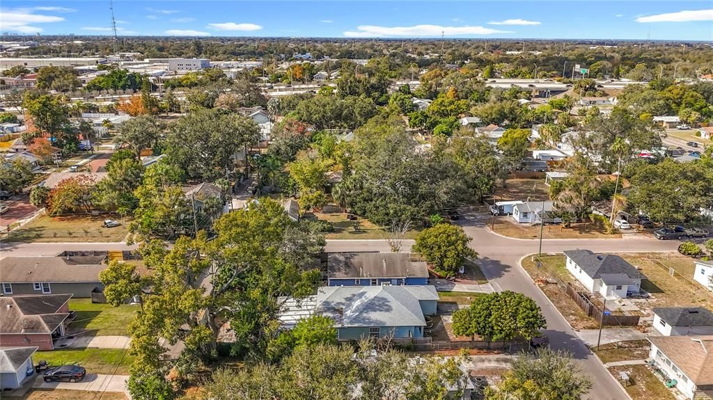 待售: $569,775 (4 贝兹, 2 浴室, 1408 平方英尺)