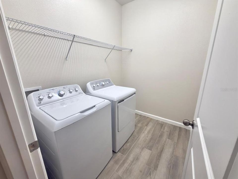 В аренду: $2,900 (3 спален, 2 ванн, 1684 Квадратных фут)