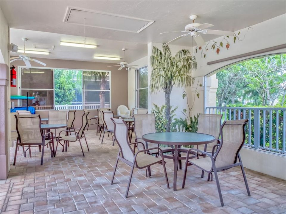 En Venta: $525,000 (3 camas, 2 baños, 1679 Pies cuadrados)