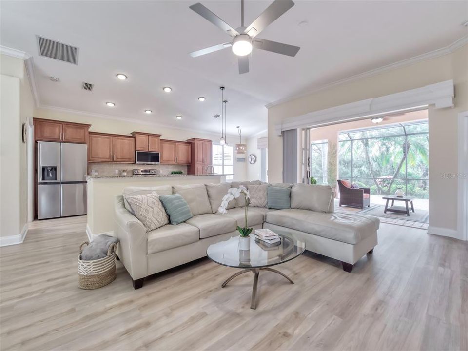 En Venta: $525,000 (3 camas, 2 baños, 1679 Pies cuadrados)