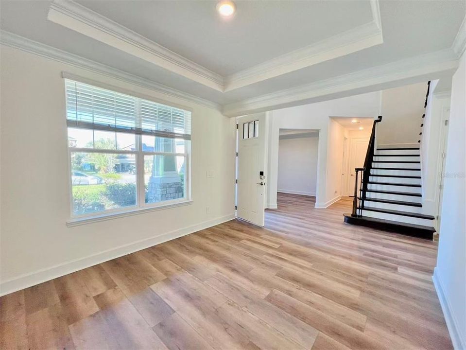 待售: $698,000 (5 贝兹, 4 浴室, 3825 平方英尺)