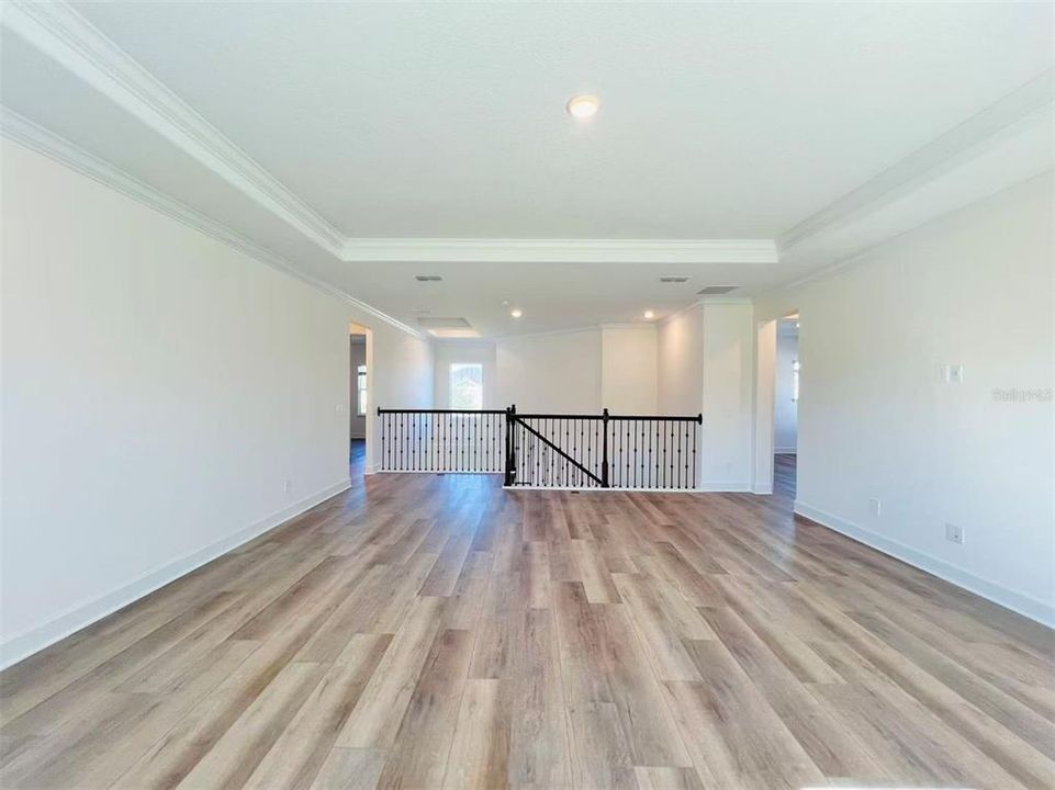 待售: $698,000 (5 贝兹, 4 浴室, 3825 平方英尺)