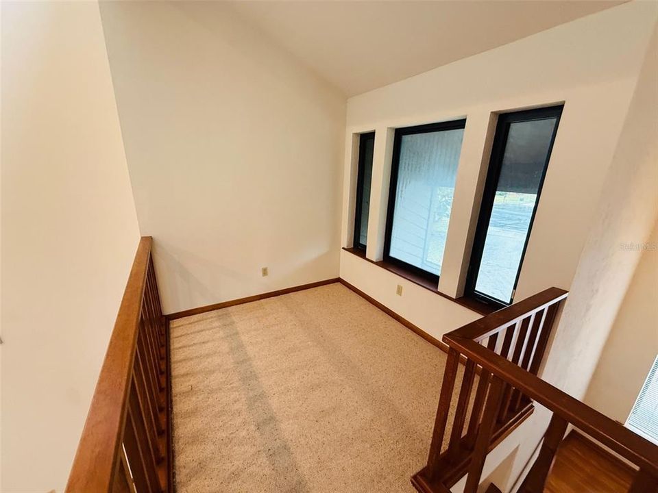 En Venta: $490,000 (3 camas, 2 baños, 2527 Pies cuadrados)