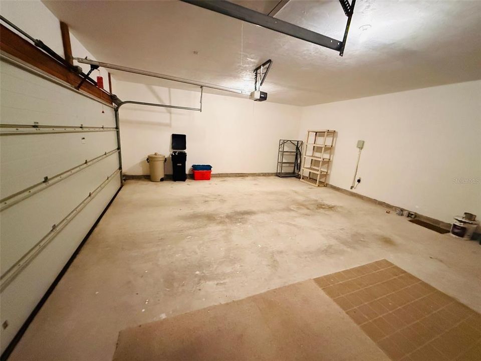 En Venta: $490,000 (3 camas, 2 baños, 2527 Pies cuadrados)