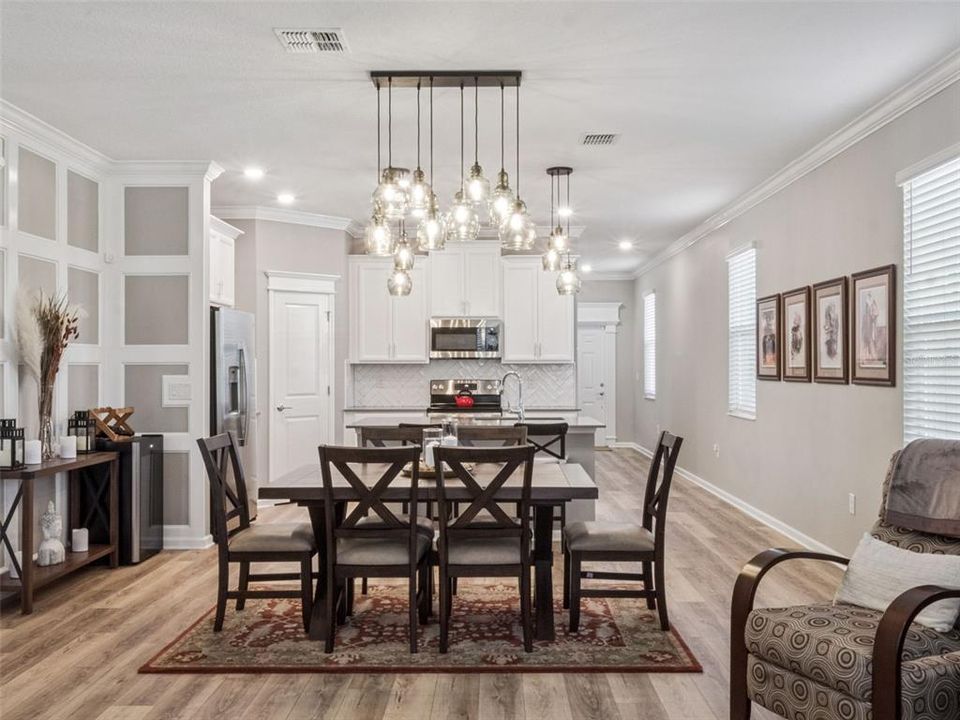 待售: $539,990 (4 贝兹, 3 浴室, 2492 平方英尺)