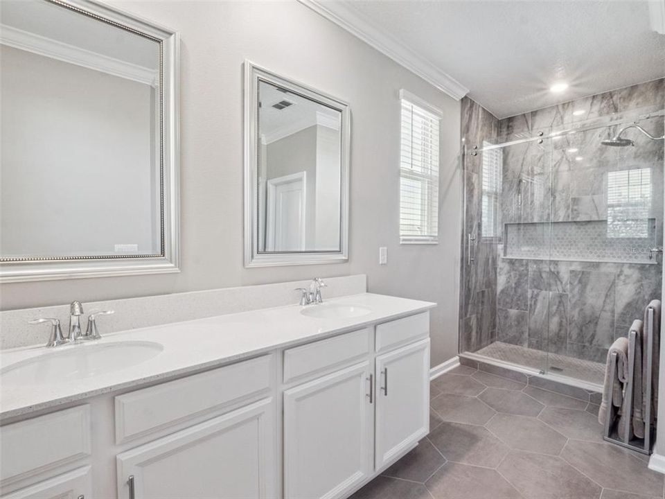 待售: $539,990 (4 贝兹, 3 浴室, 2492 平方英尺)