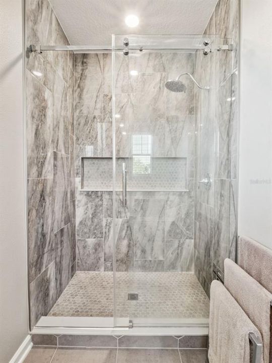 待售: $539,990 (4 贝兹, 3 浴室, 2492 平方英尺)