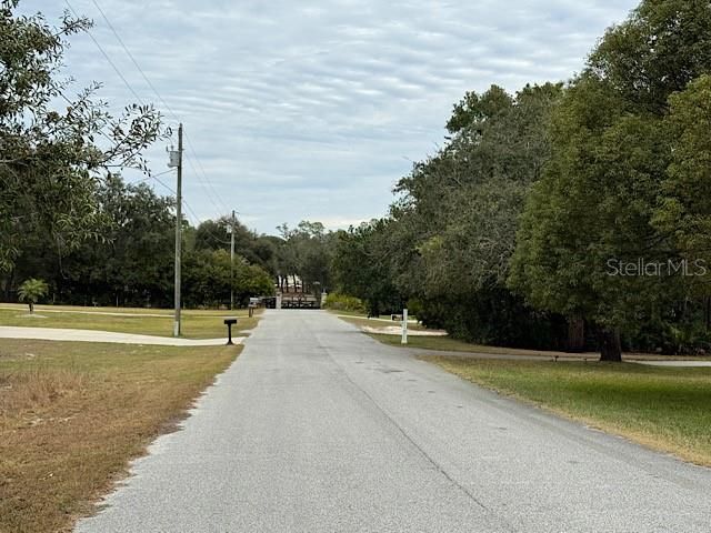 На продажу: $57,500 (0.46 acres)