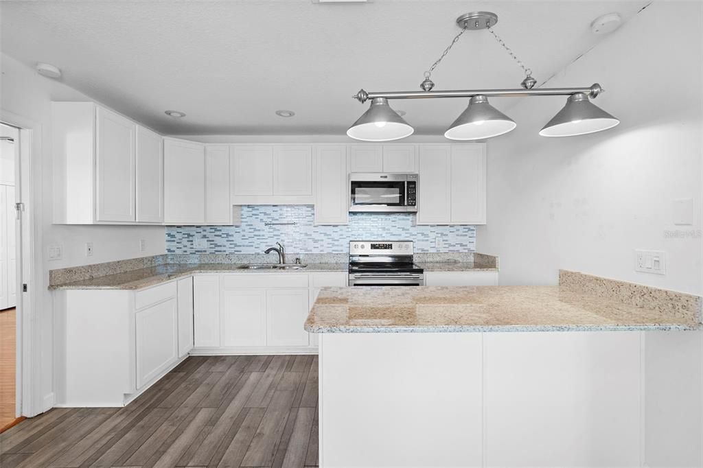 На продажу: $1,050,000 (4 спален, 3 ванн, 3061 Квадратных фут)