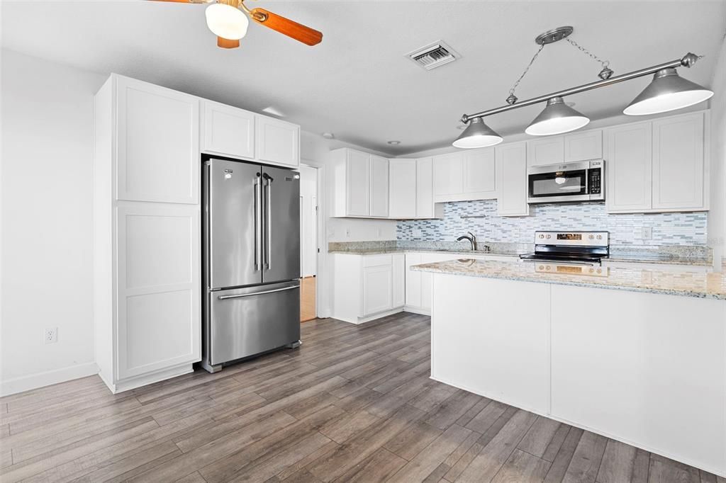 На продажу: $1,050,000 (4 спален, 3 ванн, 3061 Квадратных фут)