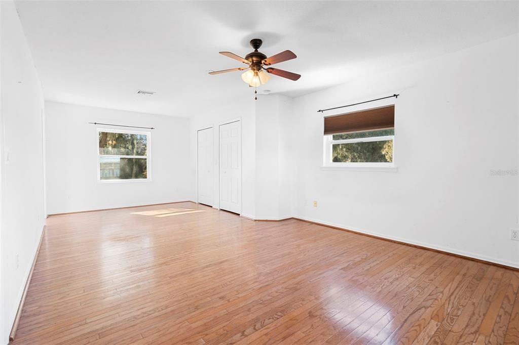 На продажу: $1,050,000 (4 спален, 3 ванн, 3061 Квадратных фут)