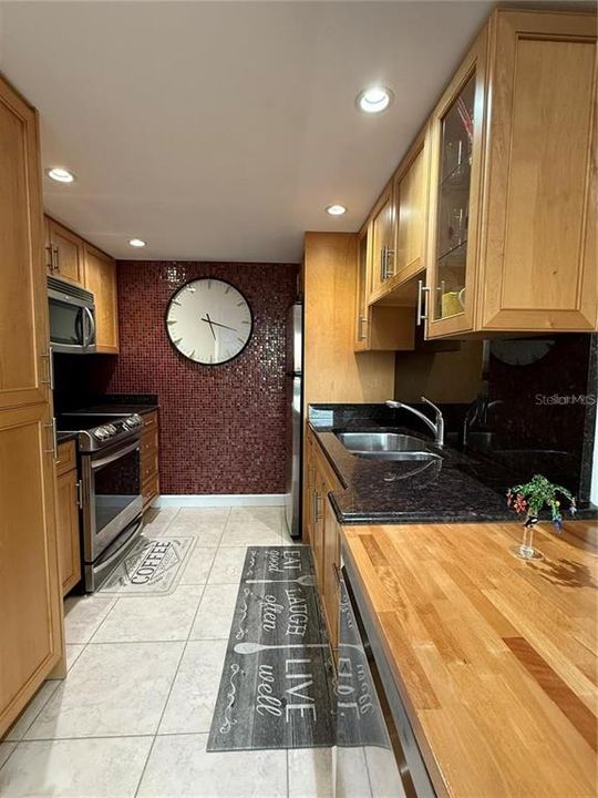 En Renta: $3,975 (2 camas, 1 baños, 1090 Pies cuadrados)