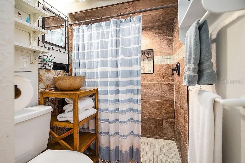 待售: $495,000 (3 贝兹, 3 浴室, 1075 平方英尺)