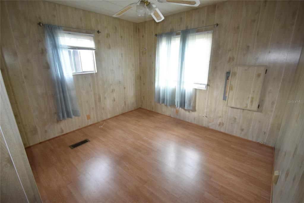 En Renta: $1,500 (2 camas, 1 baños, 864 Pies cuadrados)