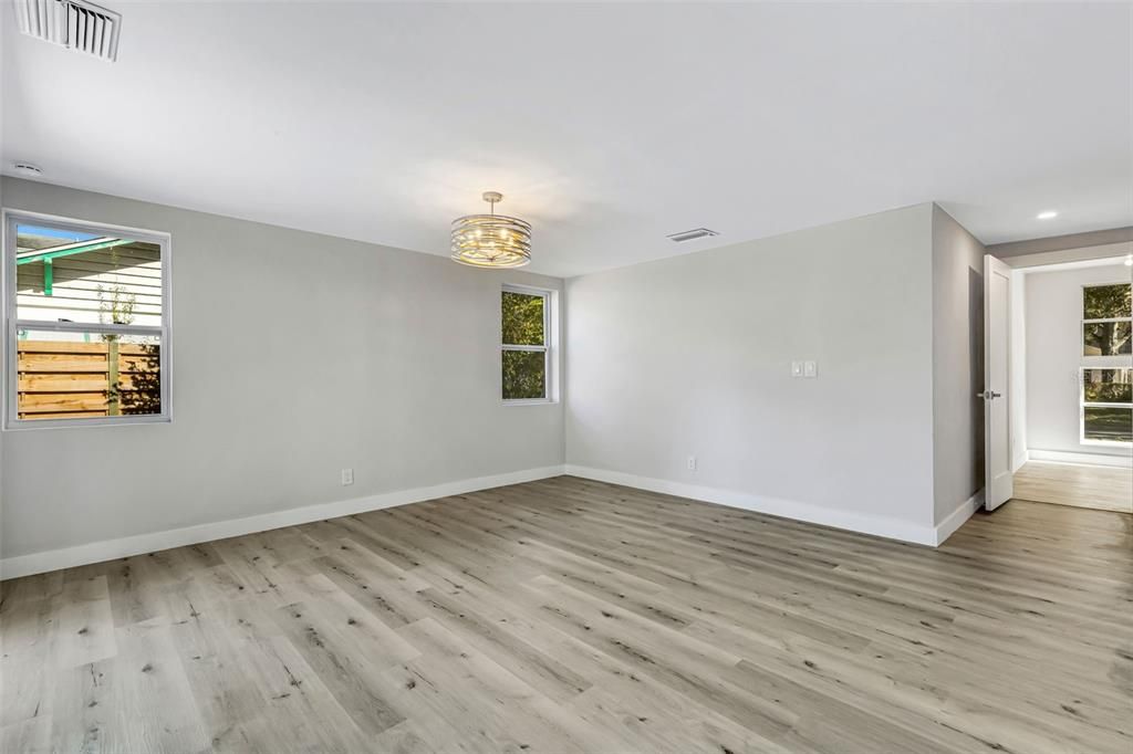 For Sale: $495,000 (3 beds, 2 baths, 1696 Square Feet)
